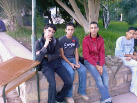 Bien s�r :Soufiane / Moi /Mohammed / Adil